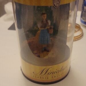 Warner Bros. Miniature Classic Collection Figure - Blue and Gold